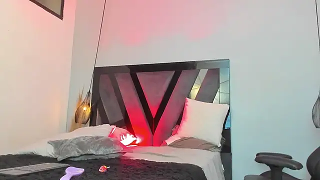 antonella_zapata webcam