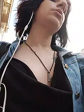 MickeQuinee webcam