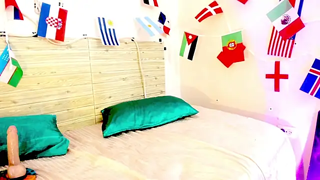 lilahSweet webcam
