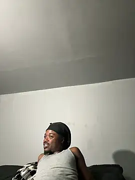 MIGHTYDEMONXXX webcam