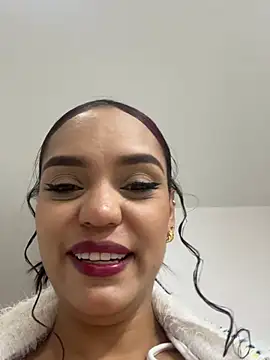 Sara-77 webcam