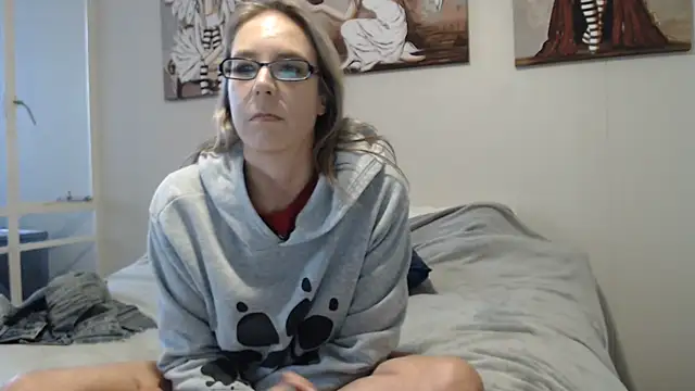 blondiesin50 webcam