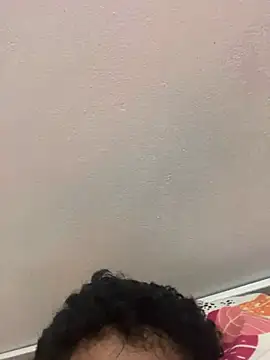 MorenoHot90 webcam