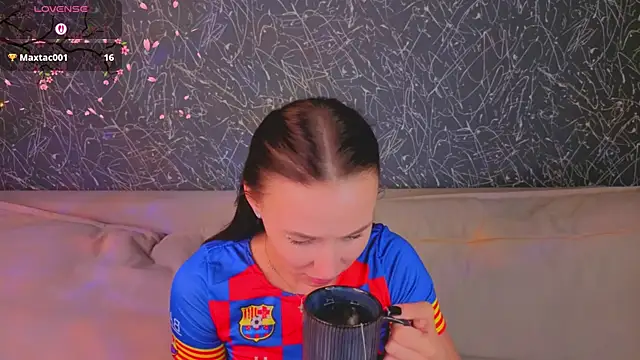 _Kiki_angelll_ webcam