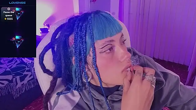 _sharlotte777 webcam