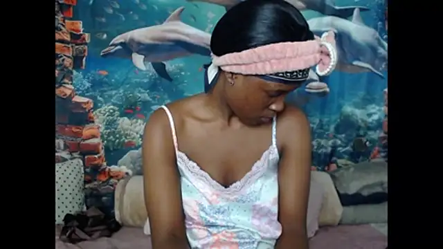 AfricanBarbiee69 webcam