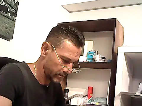 mastercharisma35 webcam