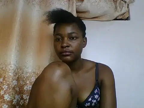 cum_queen254 webcam
