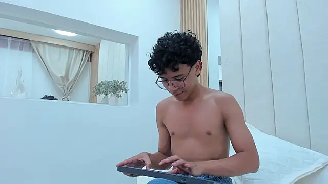 adams_bobby webcam