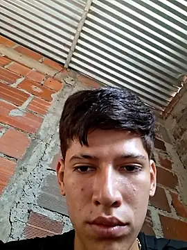 Naughty-Man18 webcam
