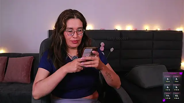 kathieandpovcock1 webcam
