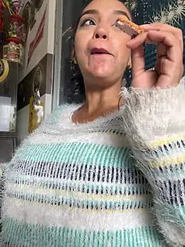 Sara-77 webcam
