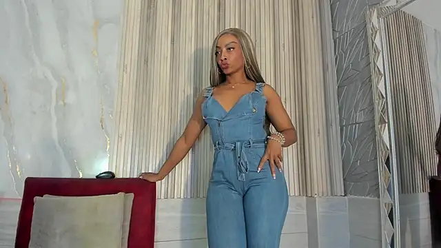 BriannaChelsea webcam