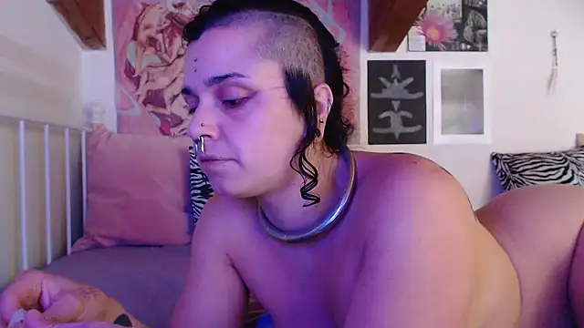 metamorphosiskin (F young) - strip tease