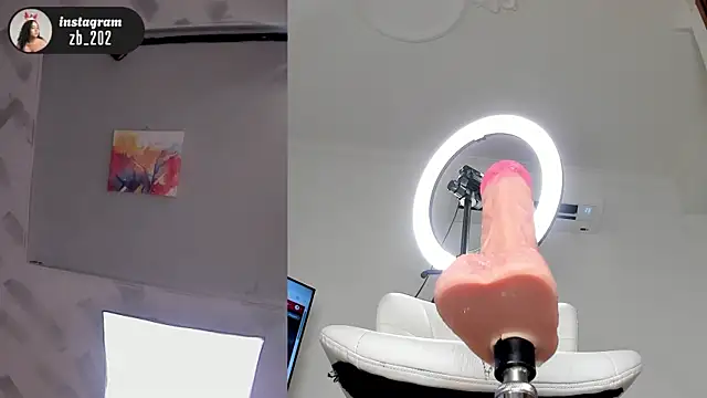 zoe_backer webcam