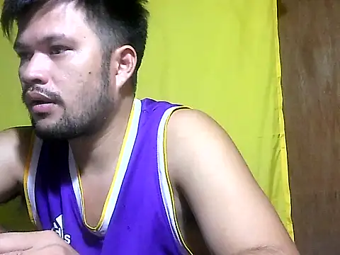 HairyHottestpinoyHandsome webcam