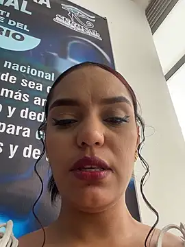 Sara-77 webcam