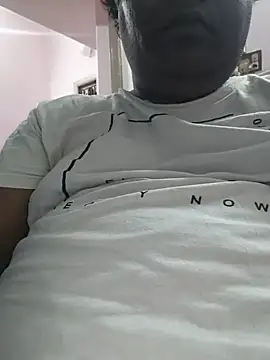 Idontmind367 webcam
