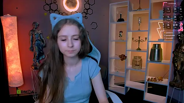 rebecca_smile webcam