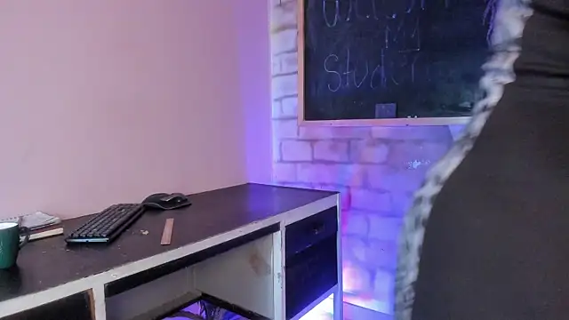 milenahot__69 webcam