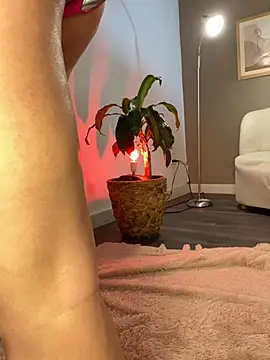 SalomeStorm_ webcam