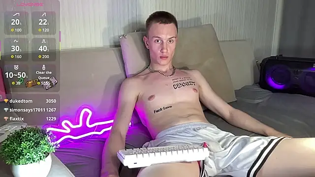 Travis_Gracile webcam