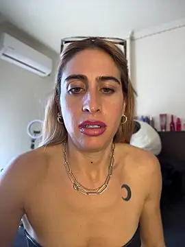 NicoleWilder webcam
