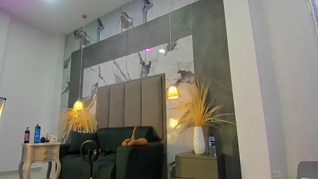 Coral_Rousee webcam
