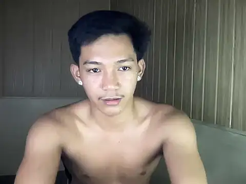 YourcumBoy77 webcam