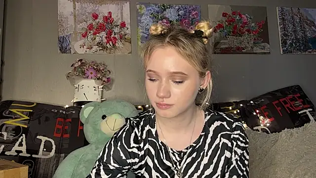EarlineStrojnys webcam