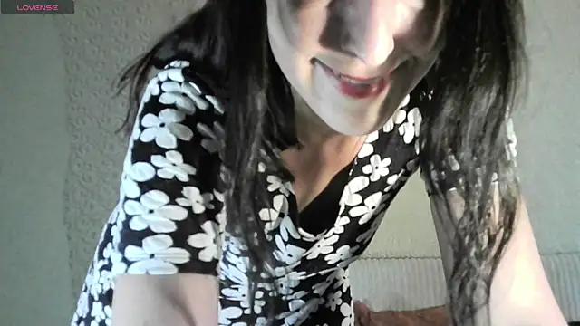 MarieODahliaS webcam