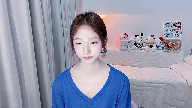 lucky-tt live cam on StripChat