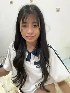 yiyiya520 webcam