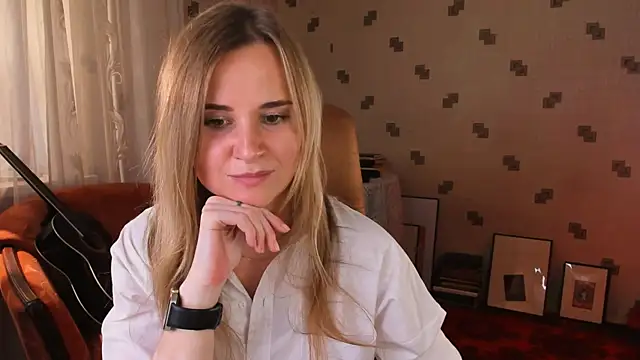 MiaSparkes webcam