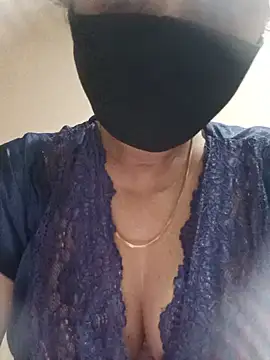 Nila_tamil36 webcam