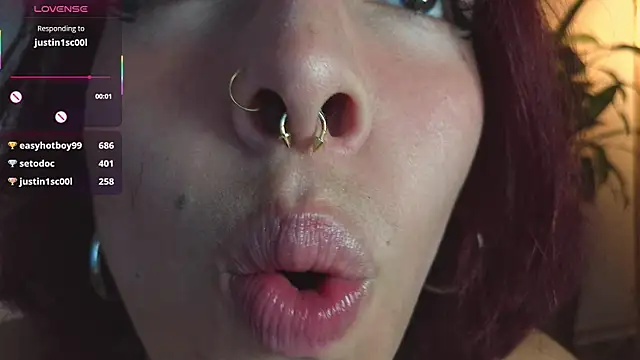bri_von_dhara__ webcam