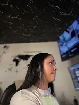 Isabella-Teen