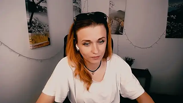 PeppyMia Live Web Cam Show