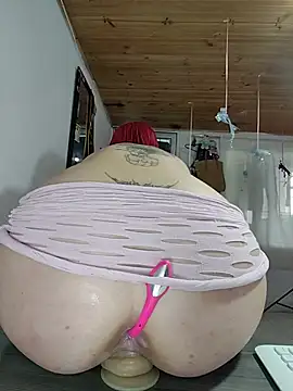 Kitty_Melodi live cam on StripChat