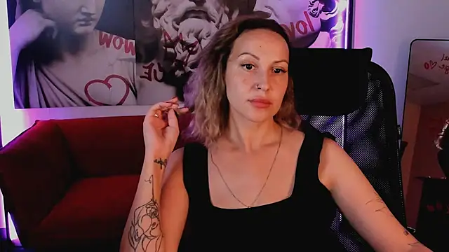 Charlotte_Hudson Live Web Cam Show