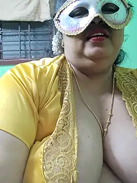 Tamil-mayasri live cam