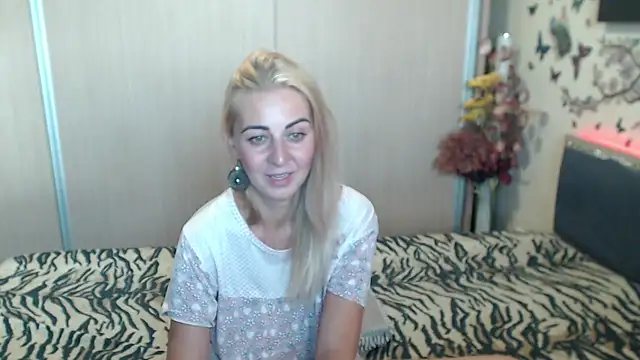 MirabelaSweet live cam