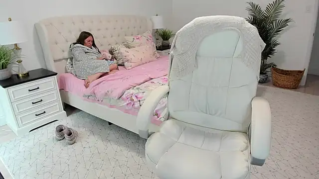 Vika73 webcam