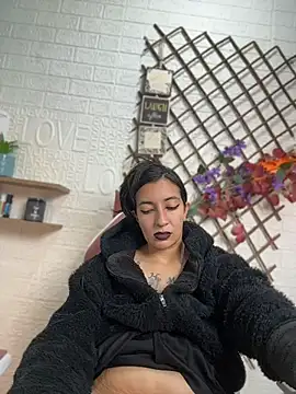 Modella: SALOME_KORLAND