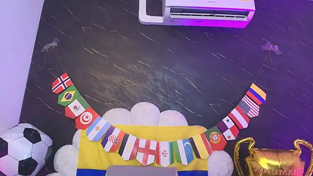 _MiaBrown_ live cam
