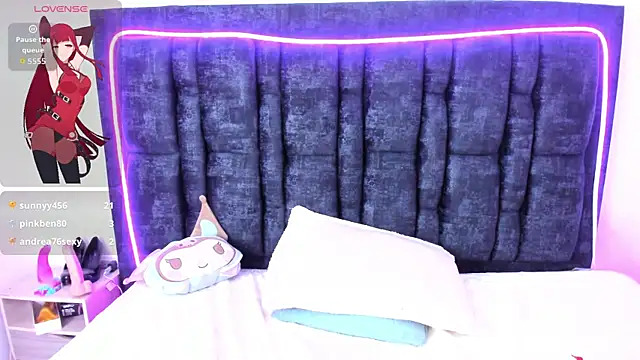 Aurora_Doll_ webcam