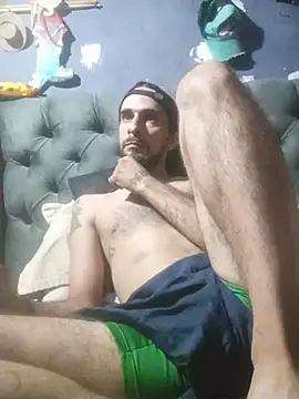 hairy_mannn webcam
