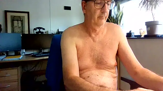 HotLucas66 webcam