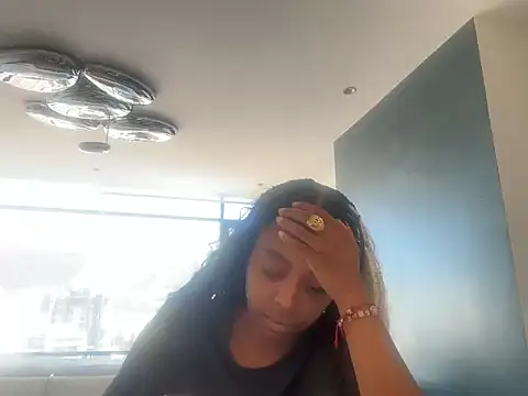 ChocolateCakeQueen webcam