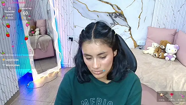 PEACHY_TAY webcam